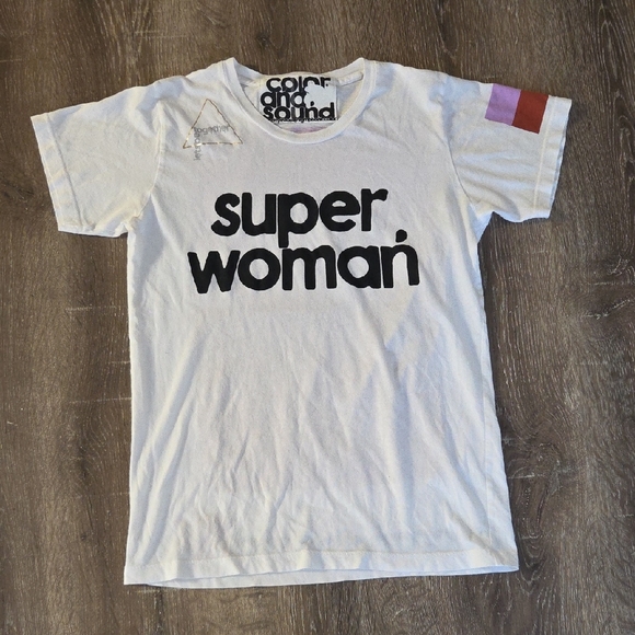 Free City Color and Sound Super Womań Short Sleeve Graphic T-Shirt XS - Picture 1 of 8